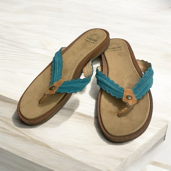 G.H. BASS & CO. SUNJUNS TURQUOISE SUEDE LEATHER THONG FLIP FLOPS SANDALS 9M - Picture 1 of 12
